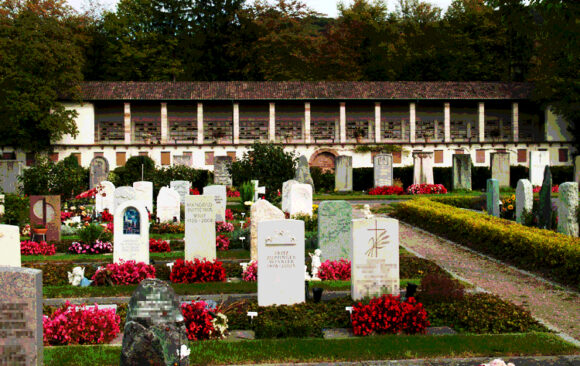 Petition für den Erhalt unserer Friedhofskultur mit über 6‘000 Unterschriften eingereicht